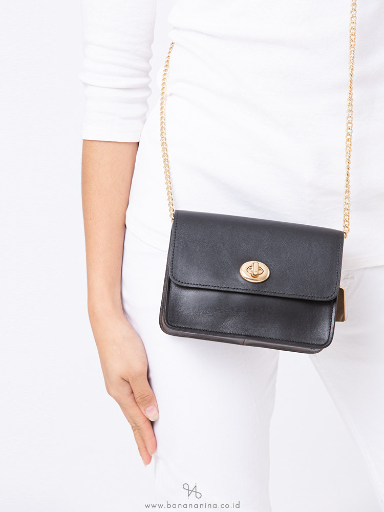 COACH 31384 Signature Bowery Turnlock Crossbody Brown Black