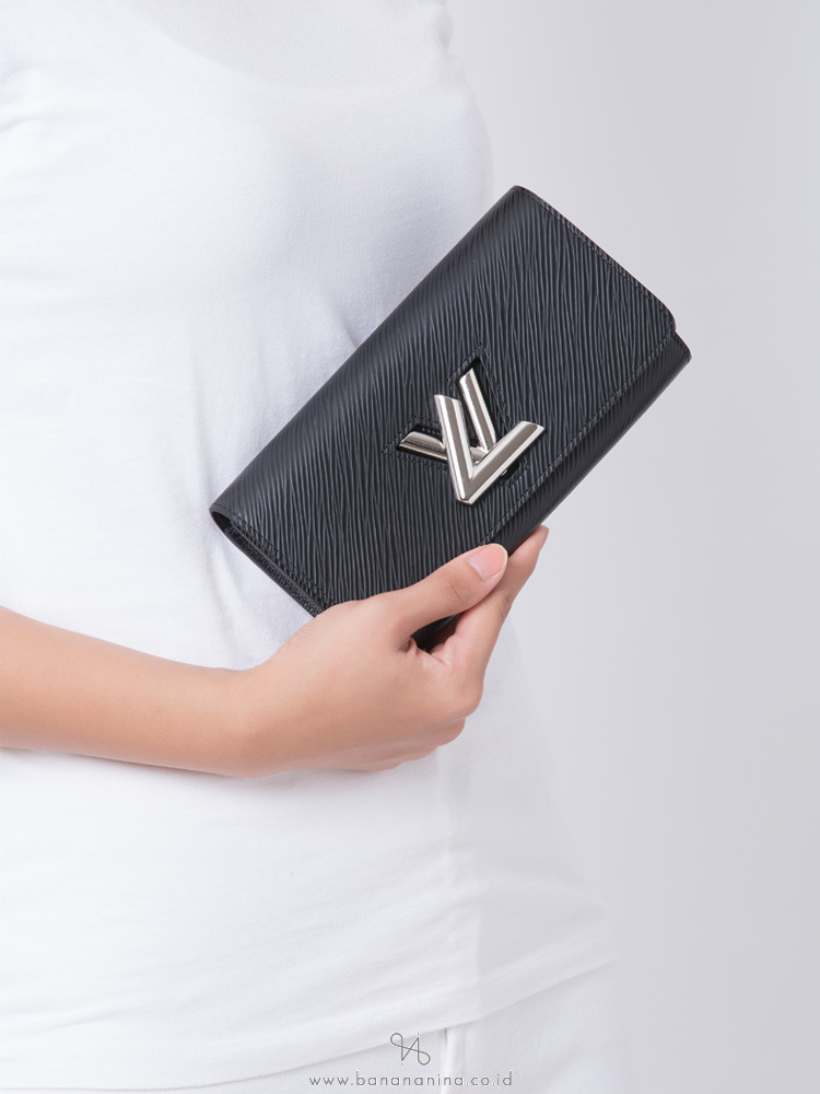 LOUIS VUITTON Epi Twist Wallet