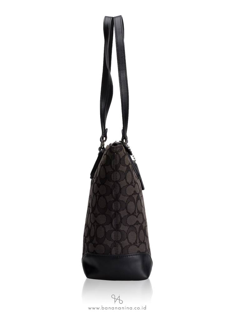 COACH 29958 Outline Signature Zip Tote Black Smoke