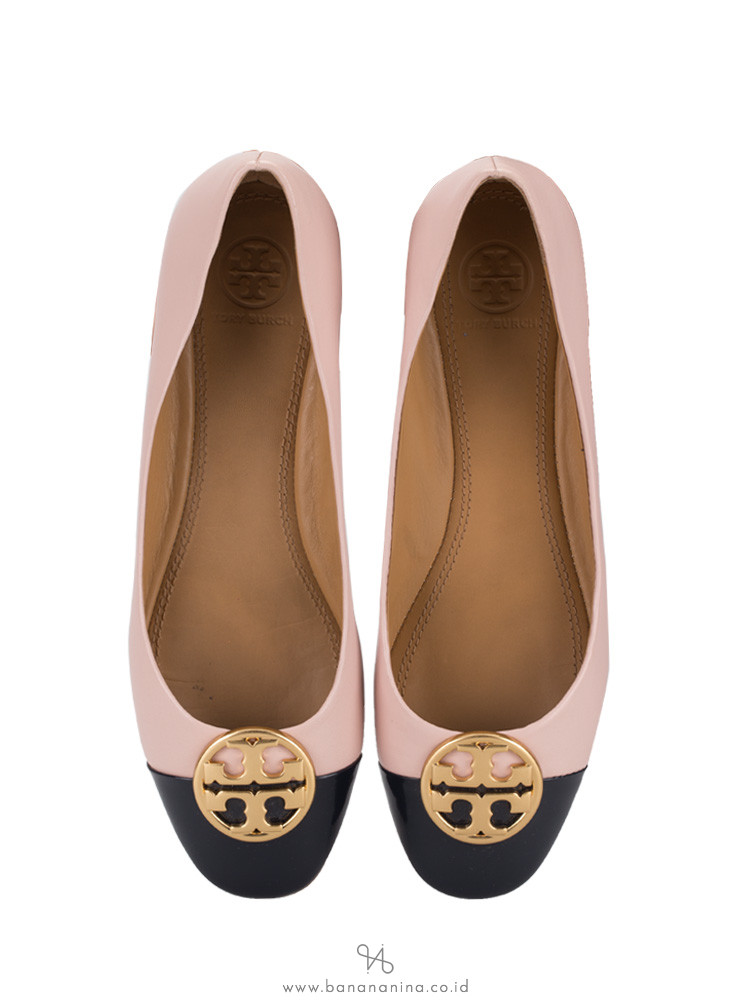 TORY BURCH Chelsea Cap-Toe Leather Flats Sea Shell Perfect Navy Sz 8