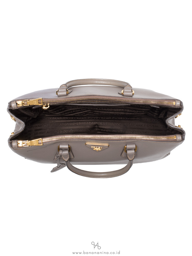 PRADA BN1786 Saffiano Lux Double Zip Tote Argilla