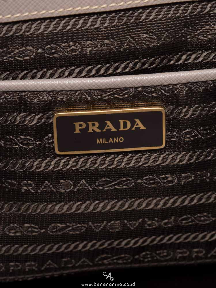 PRADA BN1786 Saffiano Lux Double Zip Tote Argilla