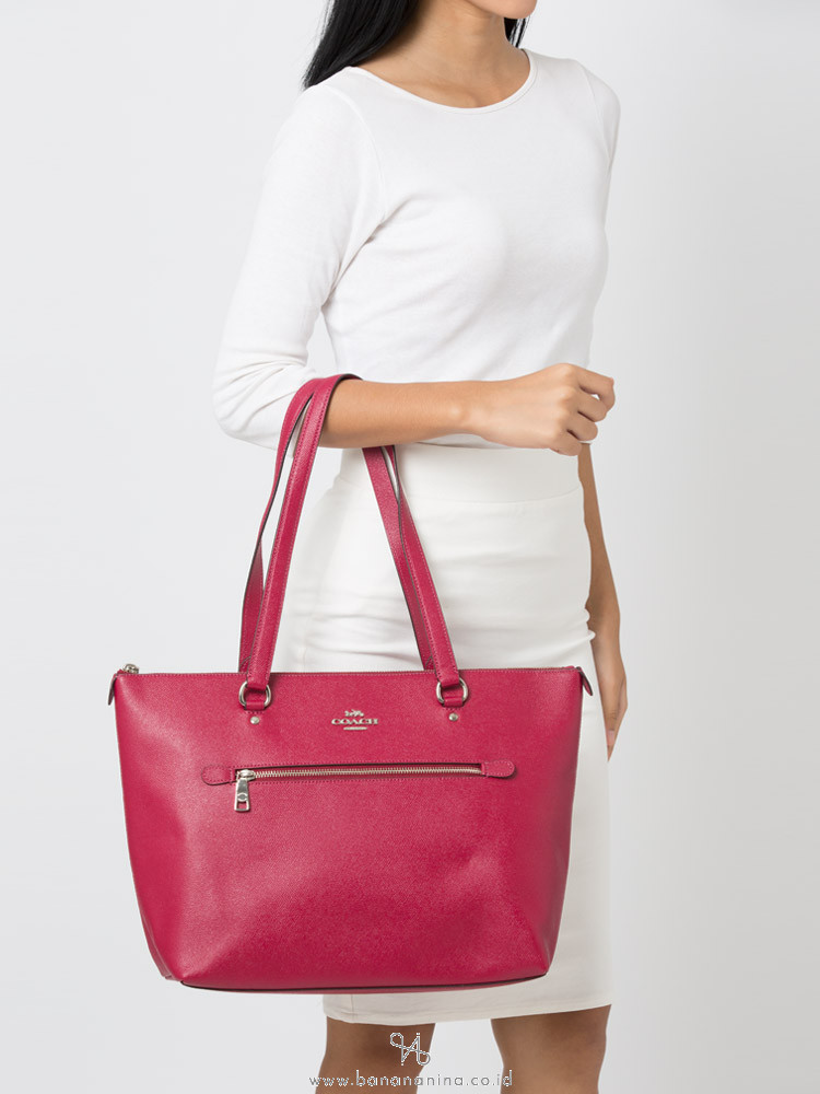 COACH 79608 Crossgrain Gallery Tote Dark Fuchsia