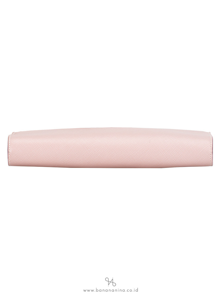 SALVATORE FERRAGAMO Gancini Leather Pochette Blush