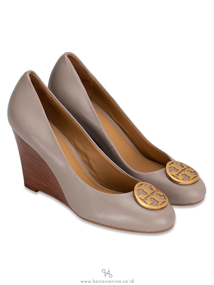 TORY BURCH Benton Leather Wedge French Gray Sz 6