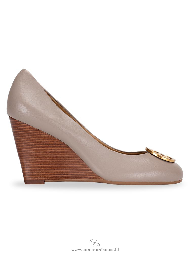 TORY BURCH Benton Leather Wedge French Gray Sz 6