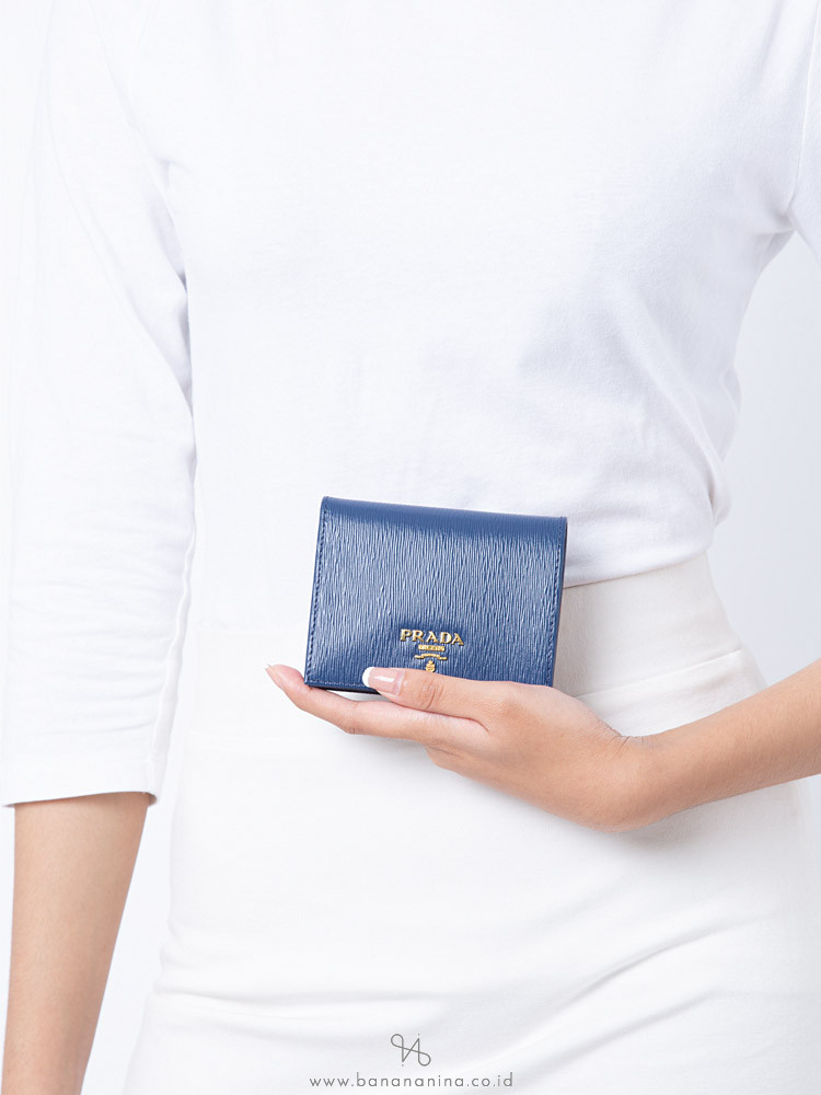 PRADA 1MV204 Vitello Move Small Wallet Bluette