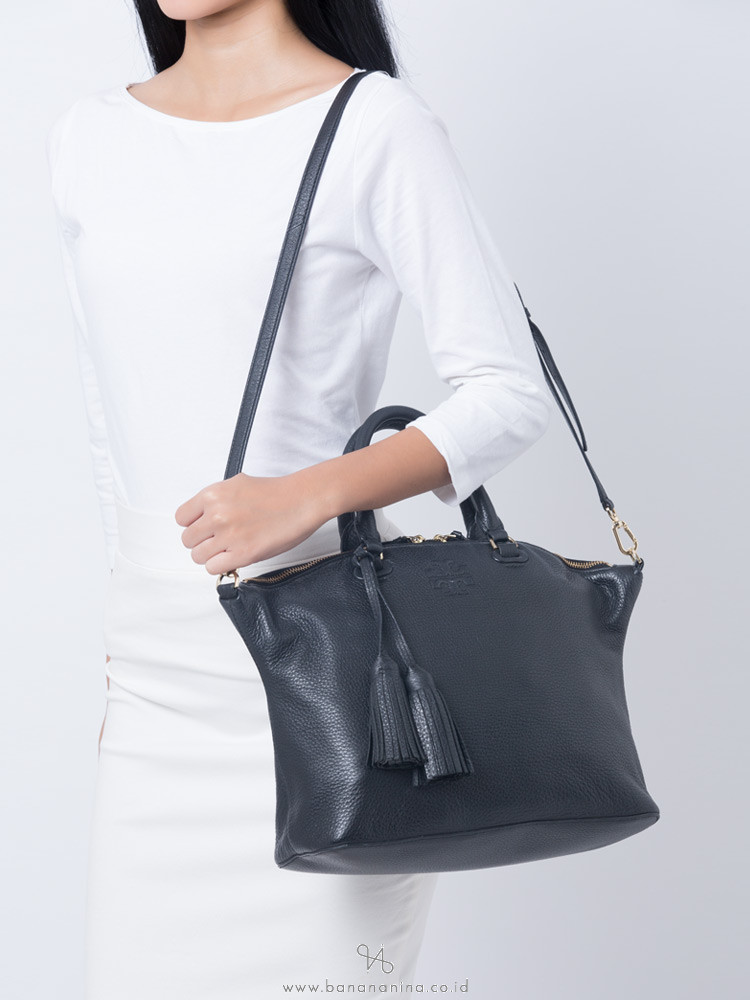TORY BURCH Thea Medium Slouchy Satchel Black