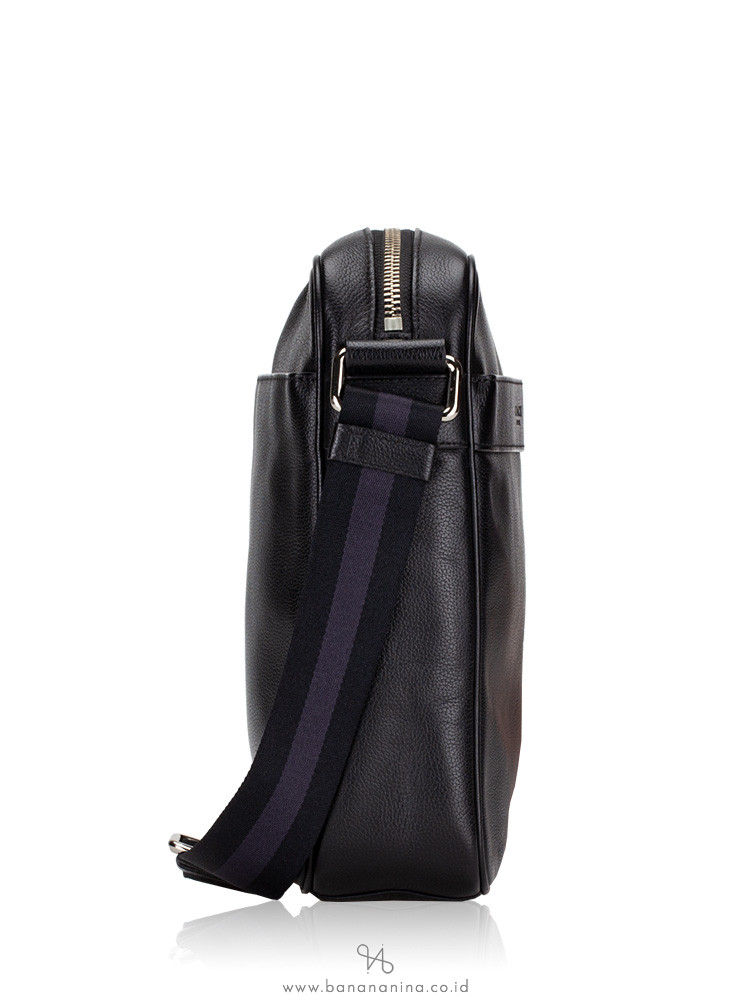COACH Men 54782 Flight Smooth Leather Messenger Black