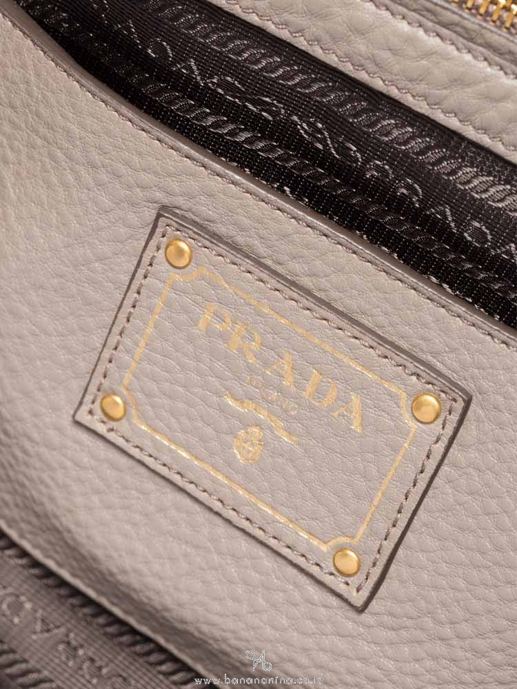 PRADA BN1713 Vitello Daino Tote Argilla