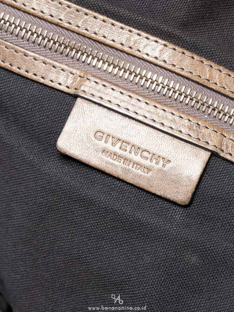 GIVENCHY Medium Nightingale Taupe
