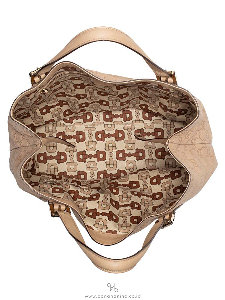 GUCCI Guccissima Britt Large Tote Beige