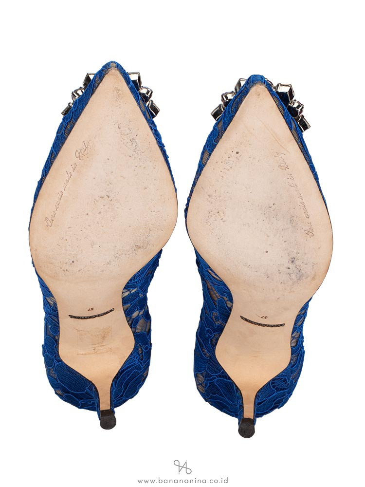 DOLCE & GABBANA Belluci Kitten Heels Blue Sz 37