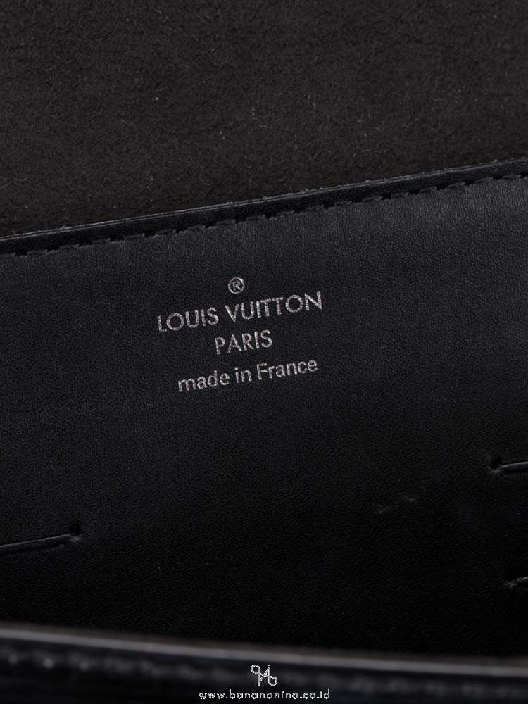 LOUIS VUITTON Epi Electric Pochette Iena Black