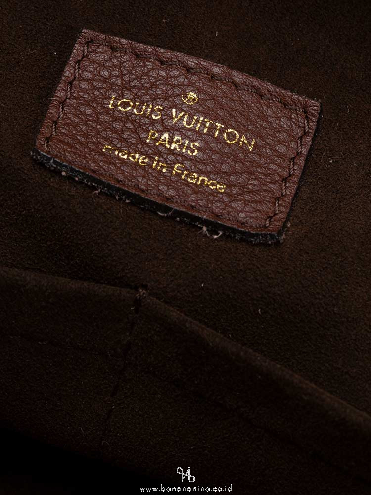 LOUIS VUITTON Mahina Lunar GM Cognac