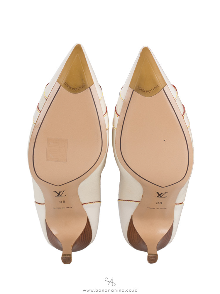 LOUIS VUITTON Suhali Buckle Kitten Heels White Sz 38