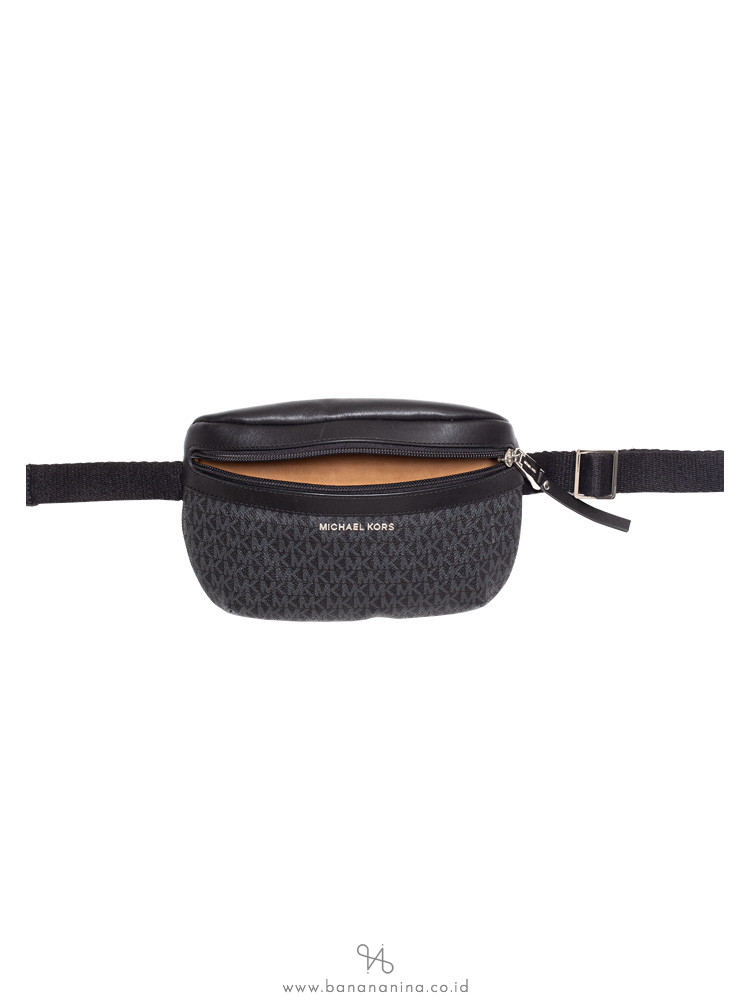 MICHAEL KORS Signature Fanny Belt Bag Black
