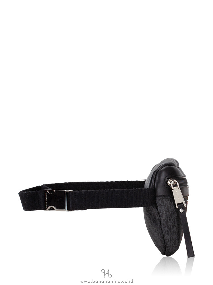 MICHAEL KORS Signature Fanny Belt Bag Black