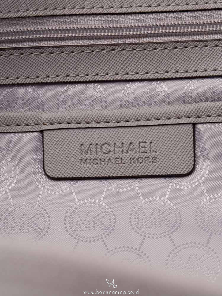 MICHAEL KORS Jet Set Medium Multifunction Zip Tote Pearl Grey