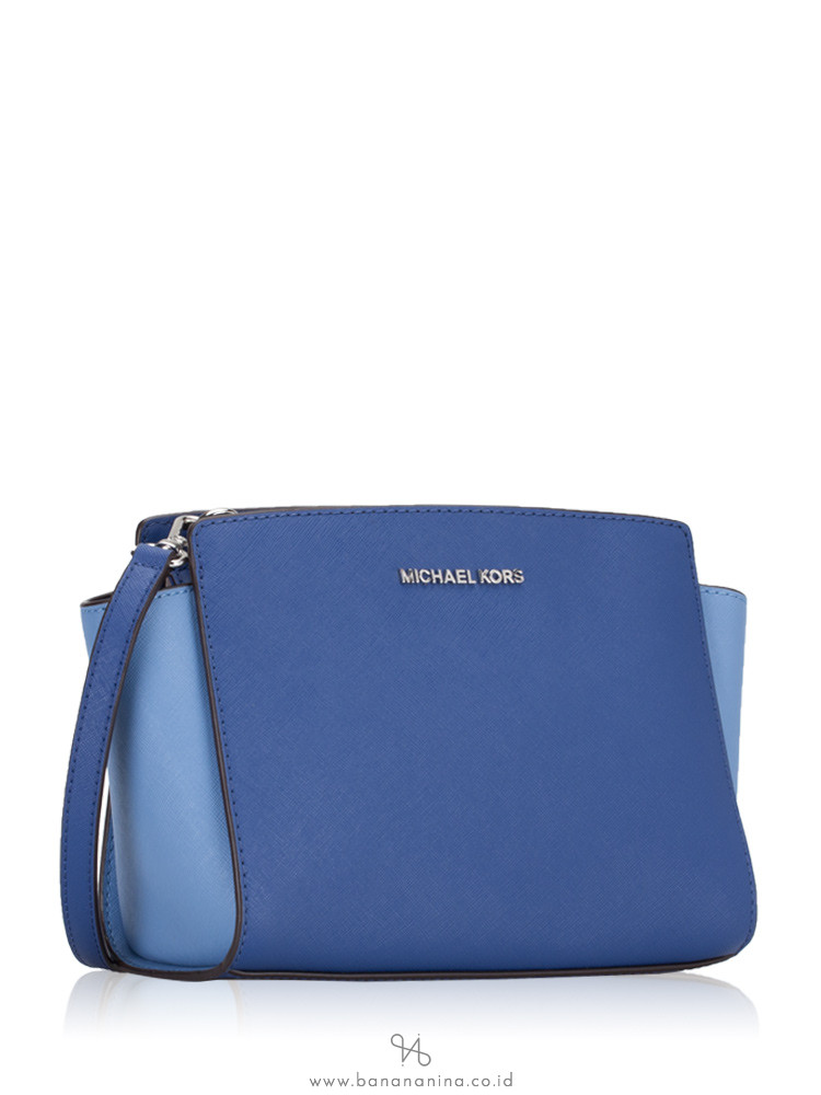 MICHAEL KORS Selma Medium Messenger Sapphire