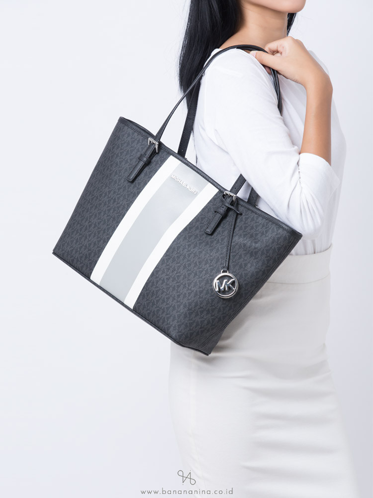MICHAEL KORS Jet Set Monogram Stripe Medium Carryall Black Multi