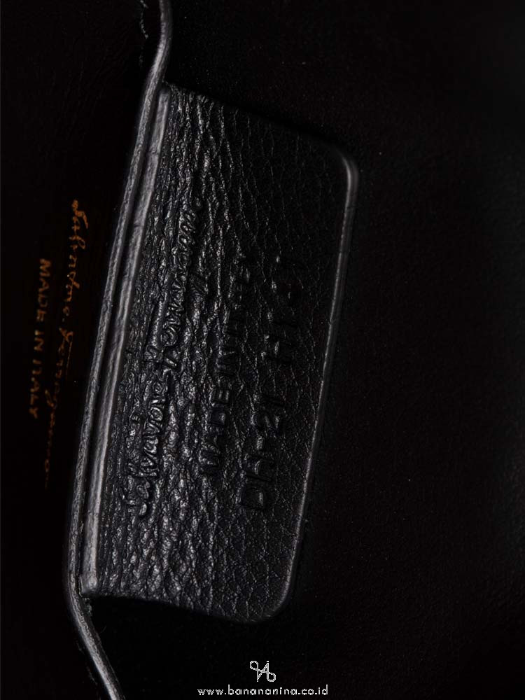 SALVATORE FERRAGAMO Lock Tote 35 Black