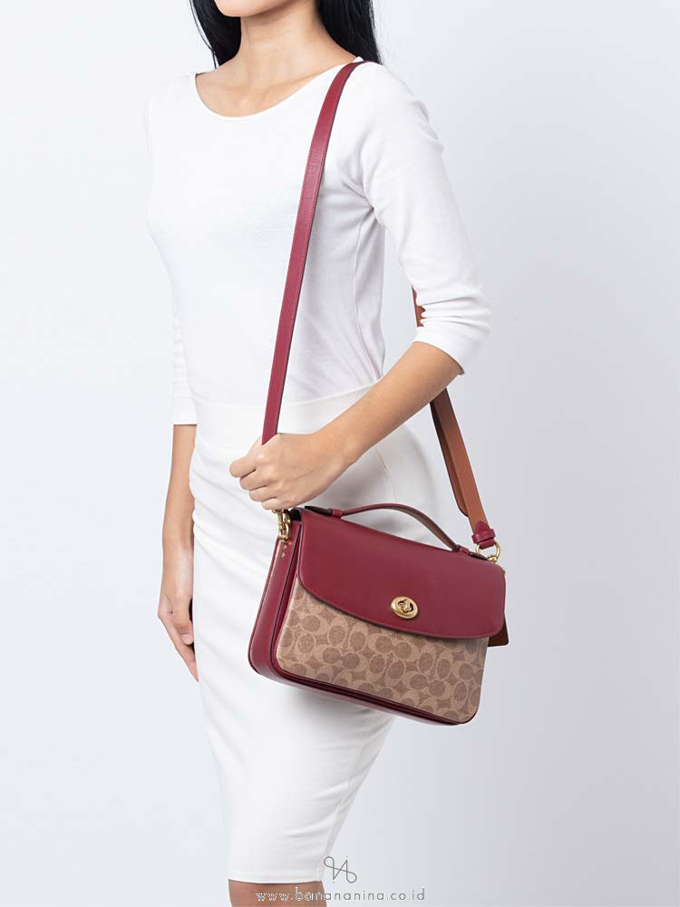 COACH 68349 Cassie Signature Crossbody Tan Deep Red