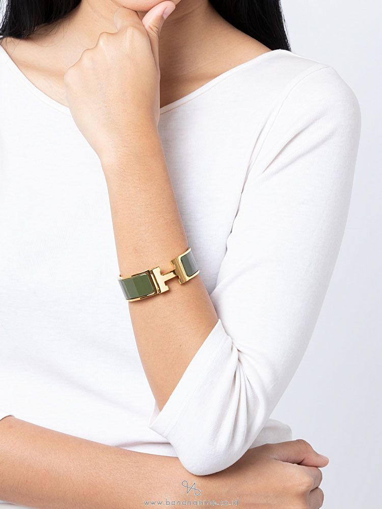 HERMES Wide Clic Clac H PM Vert Sapin