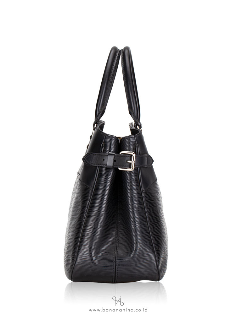 LOUIS VUITTON Epi Passy PM Black