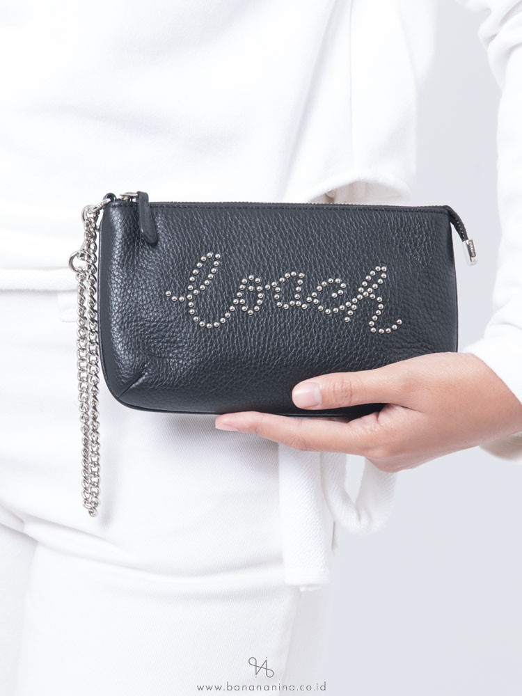 COACH 79890 Coach Script Large Wristlet Chain Black