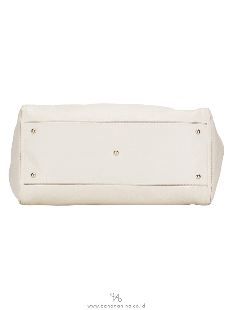 GUCCI Large Soho Shoulder Bag Off White