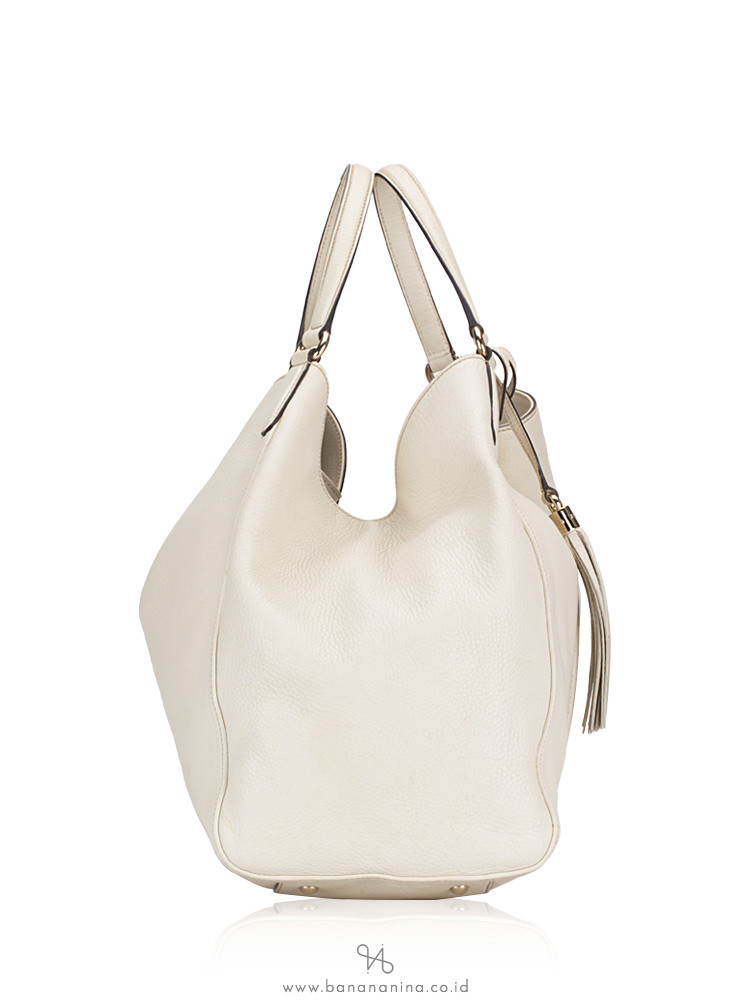 GUCCI Large Soho Shoulder Bag Off White