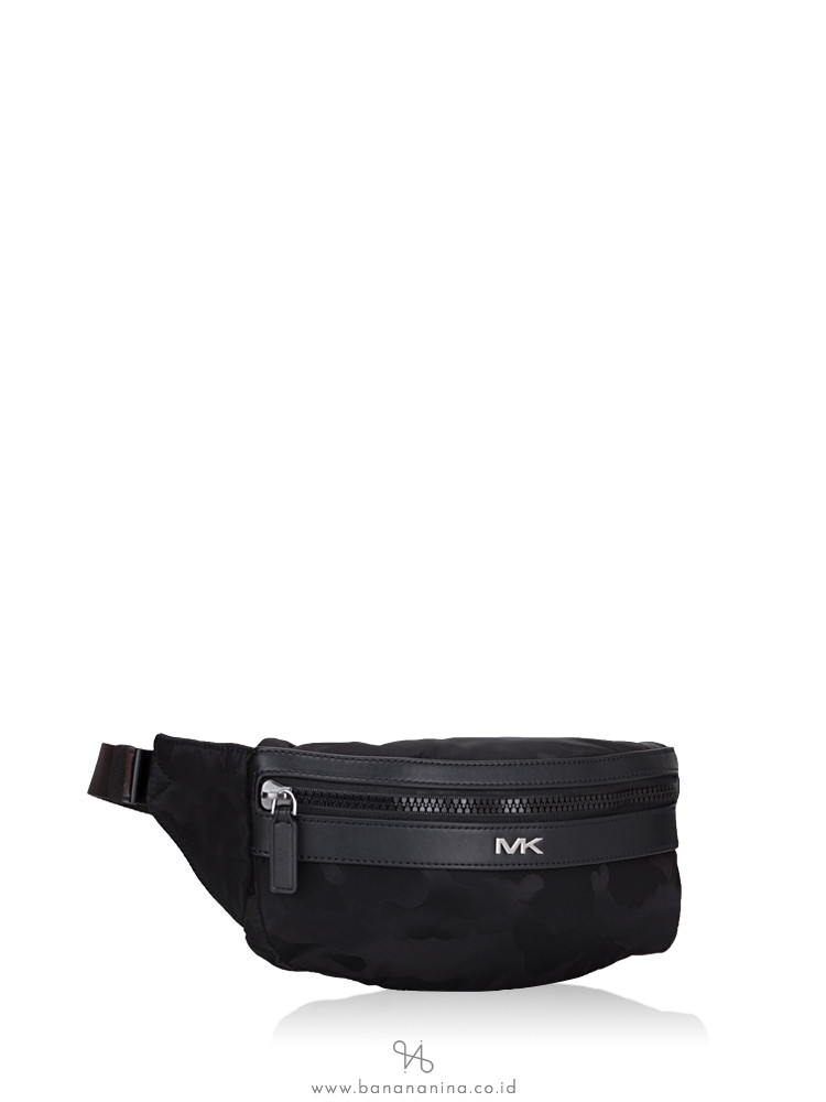 MICHAEL KORS Men Kent Nylon Belt Bag Camo Black