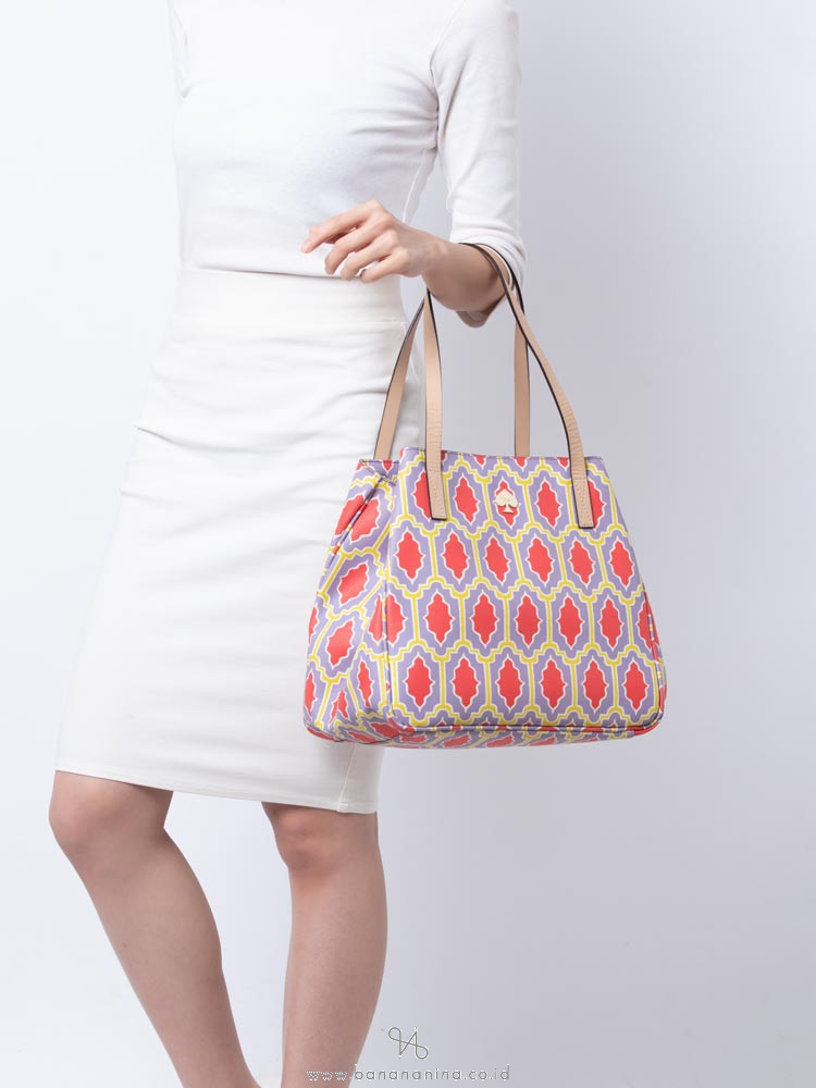 KATE SPADE Cabana Tile Sydney Light Crocus Maraschino