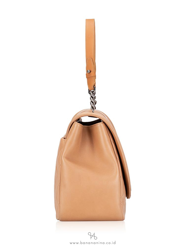 CHANEL Lambskin Antik Boy Flap Bag Beige