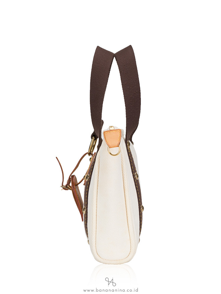 LOUIS VUITTON Cabas Antigua PM White