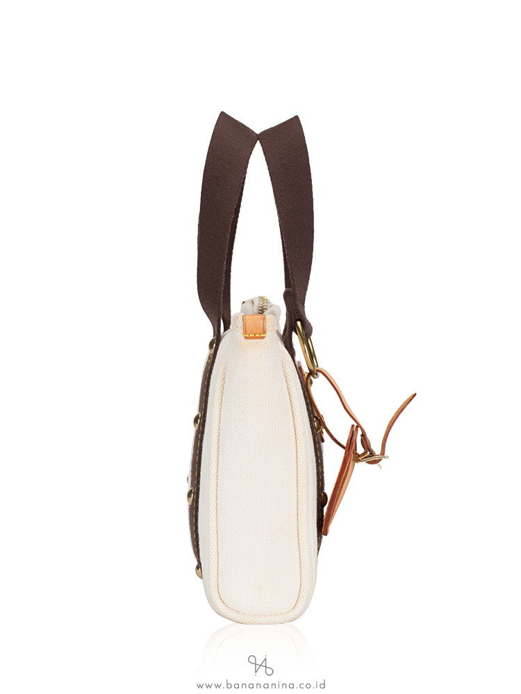 LOUIS VUITTON Cabas Antigua PM White