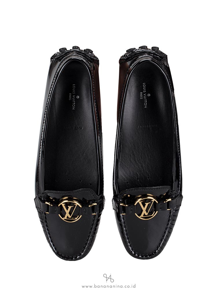LOUIS VUITTON Patent Leather Dauphine Loafers Black Sz 40