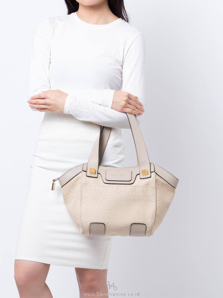 LOEWE Vintage New Road Small Tote Grey