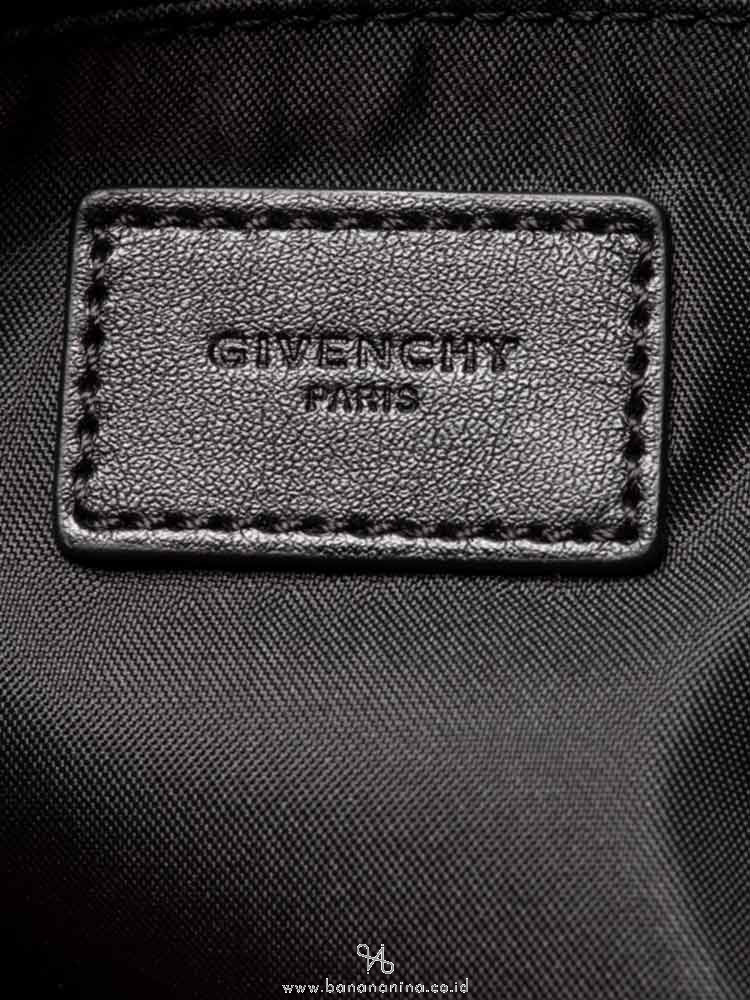 GIVENCHY Printed Nylon Pouch Multicolour