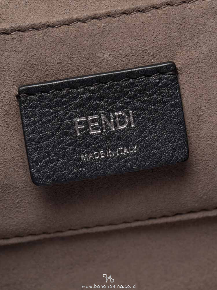 FENDI Small Kan I Logo Shoulder Bag Black