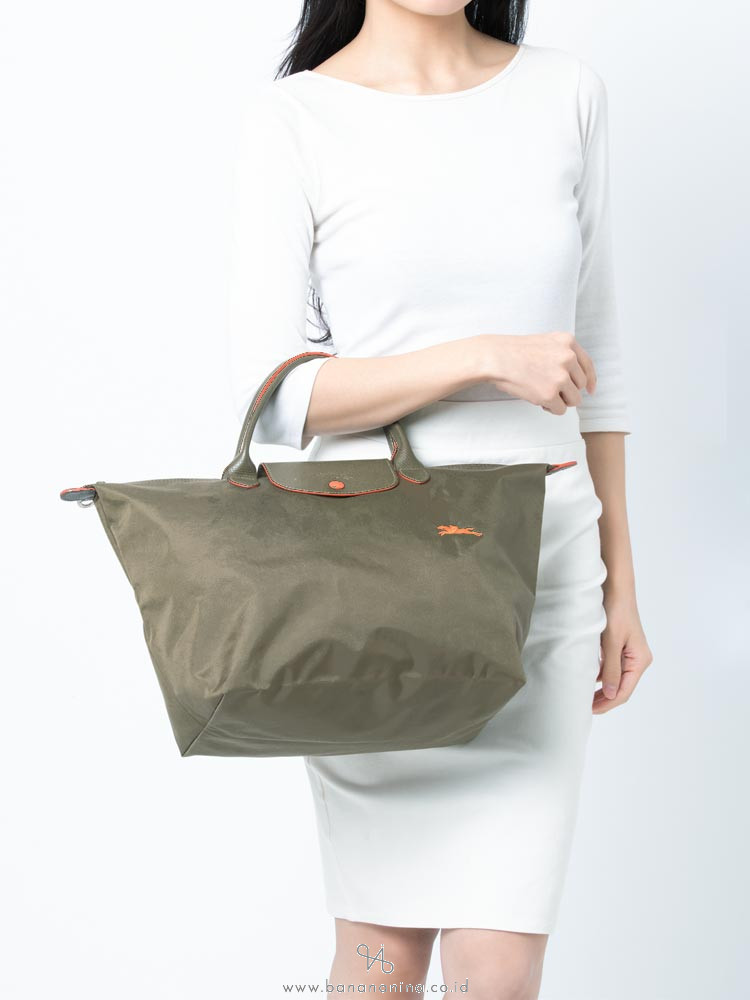 LONGCHAMP Le Pliage Club Medium SH Army