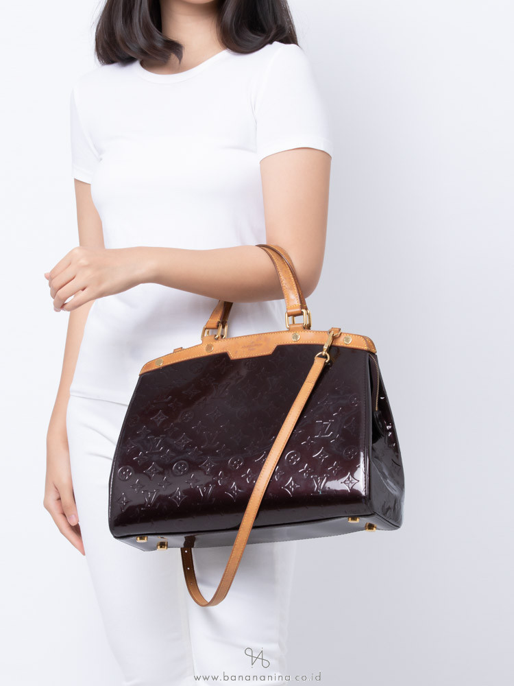 LOUIS VUITTON Monogram Vernis Brea GM Amarante
