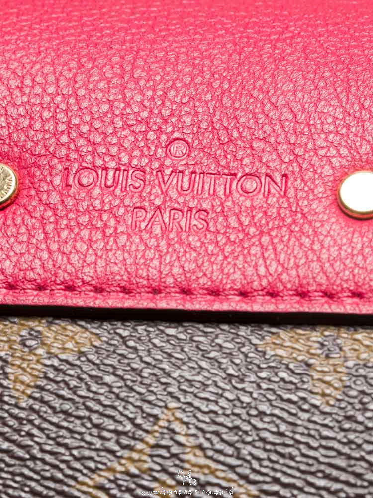 LOUIS VUITTON Monogram Pallas Chain Dahlia