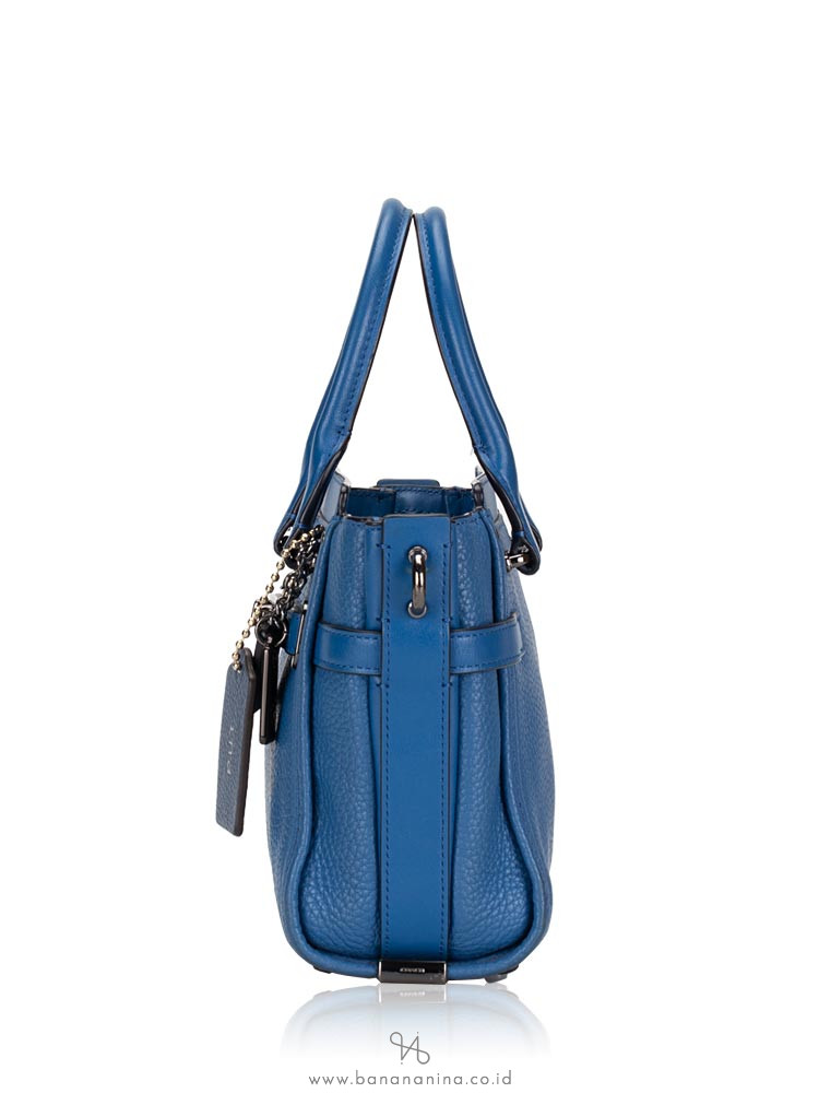COACH 37444 Pebble Leather Swagger 21 Lapis