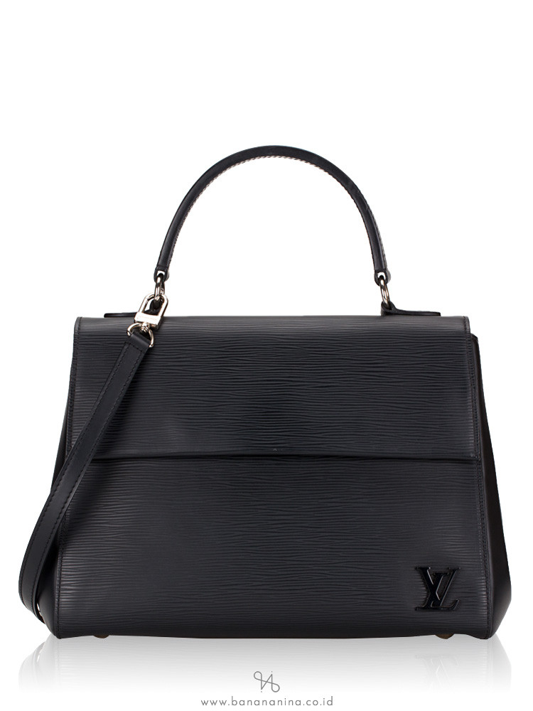 LOUIS VUITTON Epi Cluny MM Noir
