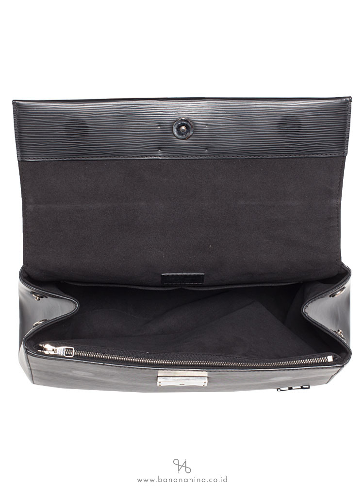 LOUIS VUITTON Epi Cluny MM Noir