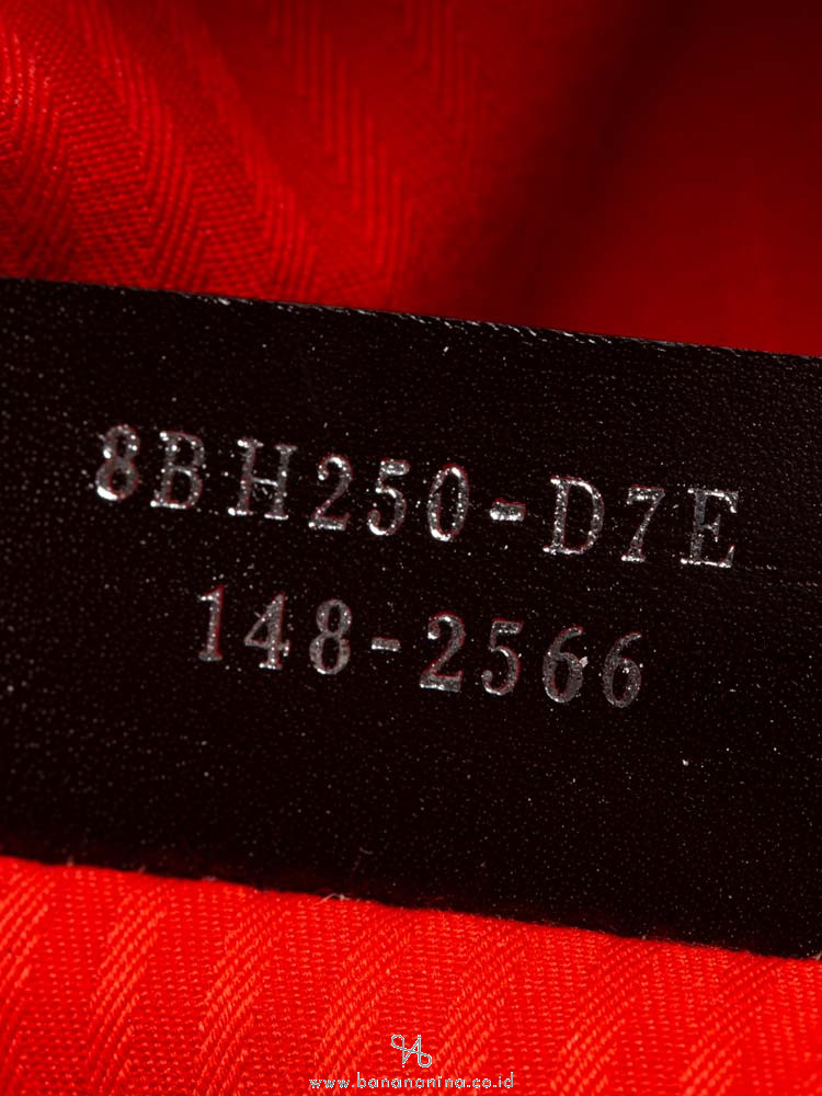 FENDI Vitello Elite Regular 2Jours Tote Poppy Red