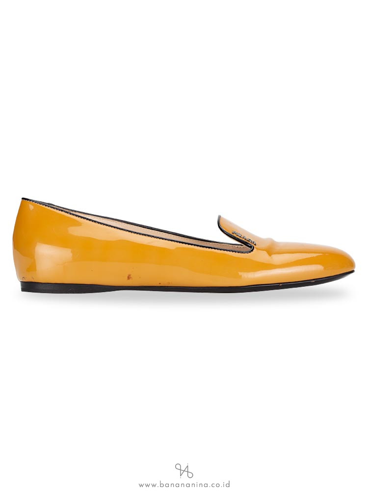 PRADA Patent Leather Loafers Mustard Sz 39