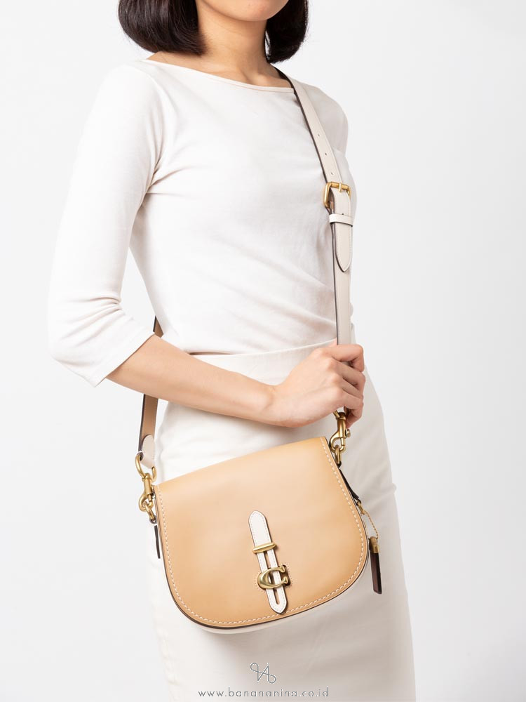 COACH 54392 Colorblock Saddle Bag Beechwood Multi